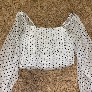 Polka dot puff sleeve crop top